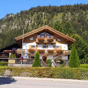 Gaestehaus Muenchner Kindl Affittacamere Reit im Winkl