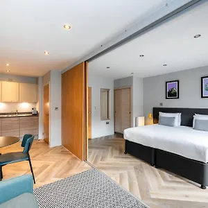 4* Appart hôtel Staycity West End